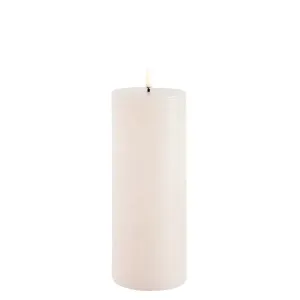 Uyuni stompkaars pillar candle vanilla 7,8 x 20,1 cm 